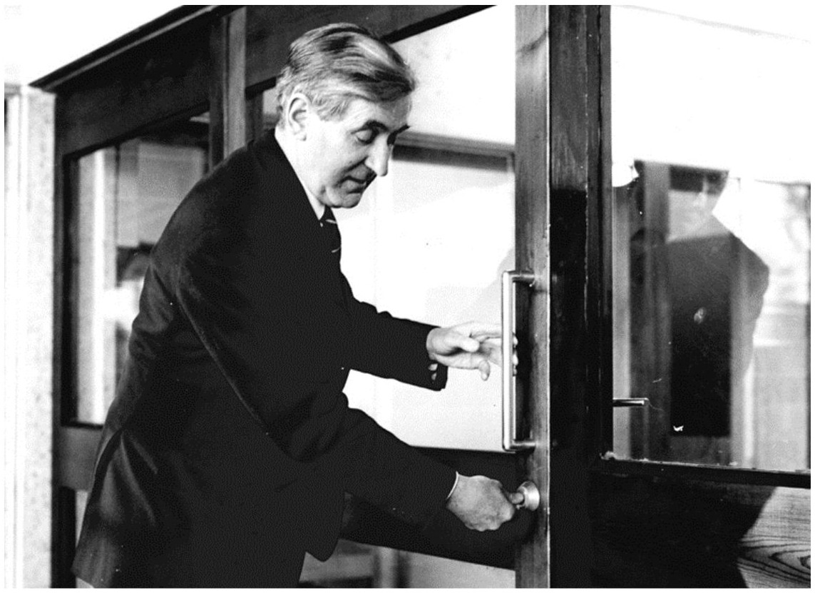 Hon. Sec. of the SAC Building Project Committee - Lyal Collen-